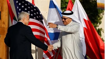 البحرين تشتري طائرات مسيرة وأنظمة دفاع من إسرائيل.. والموساد يدرب ضباط المخابرات البحرينية 