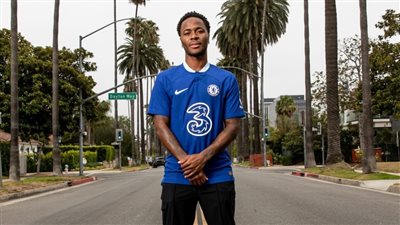 ستيرلينج: حققت الكثير في مسيرتي.. لكن لا يزال هناك العديد بقميص تشيلسي