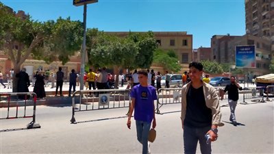 طلاب الثانوية العامة بالفيوم عن امتحان الفيزياء: كان في مستوى الطالب المعاق | فيديو