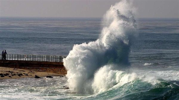 ارتفاع حركة الأمواج