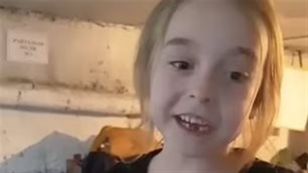 الطفلة إيمليا