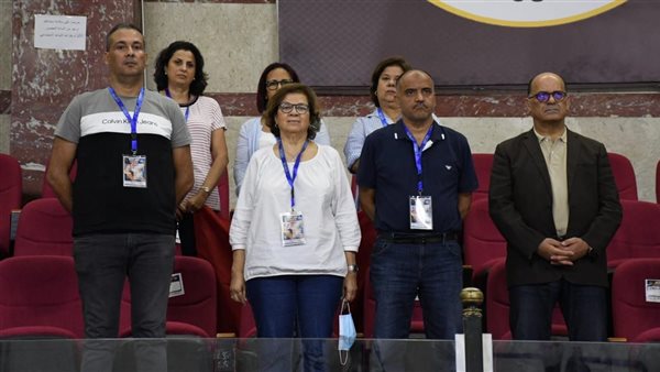 سفير تونس يؤازر منتخب