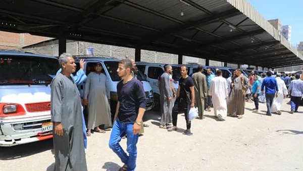 موقف السيارات بسوهاج