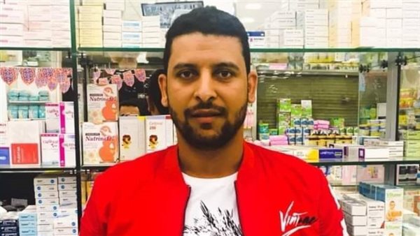 الدكتور أحمد حاتم