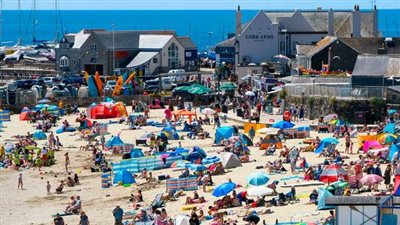 تحطم الرقم القياسي.. بريطانيا تعلن الطوارئ وتحذر من موجة طقس تتخطى الحرارة فيه الـ 40 درجة