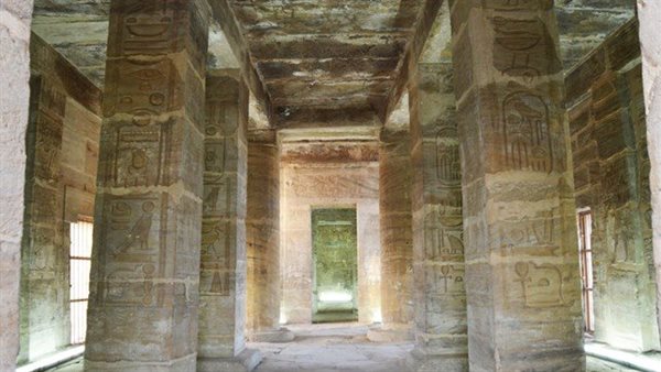 معبد عمدا بأسوان