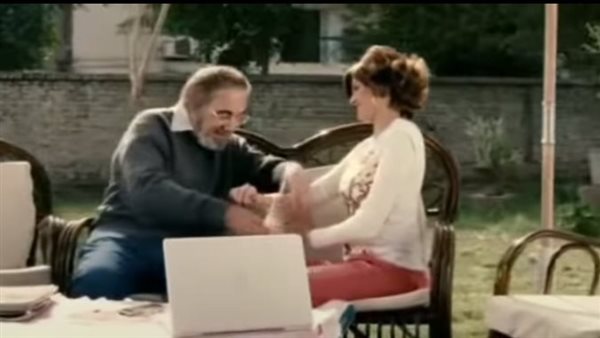 الفنانة بشرى ومحمود