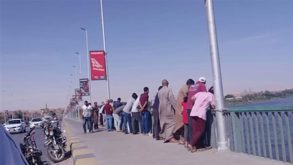 أهالي المتوفي ينتظرون