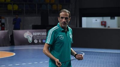 مدرب الجابون: نسعى للفوز بكأس الرئيس عوضًا عن الإخفاق في البطولة