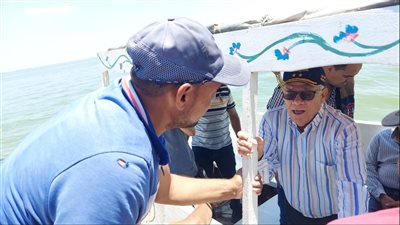 كانت وكرًا للخارجين عن القانون.. صيادو بحيرة المنزلة: السمك أشكال وألوان والصيد بالصنار والمراكب بعد التطوير | صور وفيديو 