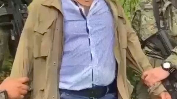 لحظات القبض على تاجر