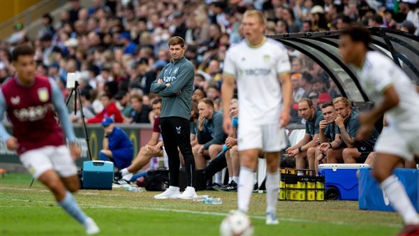 أستون فيلا وليدز