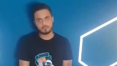 بماسورة صرف صحي.. شاب يصنع تليسكوب عاكس لرصد الأجرام السماوية بدمياط | بث مباشر 