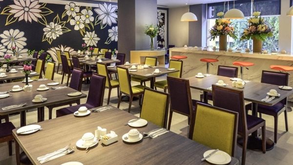 المطاعم السياحية