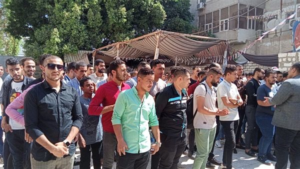 المعسكر الطلابي