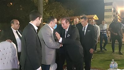بحضور محافظ الغربية ونائب الإسماعيلية.. عائلة المعلم يتلقون واجب العزاء في المهندس إسماعيل عثمان