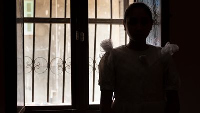 حبس وعزل المأذون المخالف.. مشروع قانون مكافحة زواج الأطفال دون 18 عامًا في البرلمان من جديد