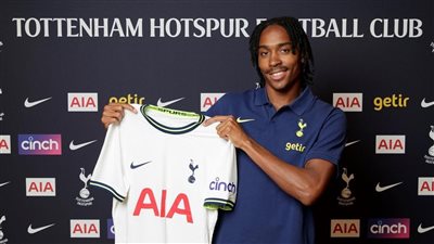 توتنهام يعلن تعاقده مع جد سبينس نجم ميدلزبره حتى 2027