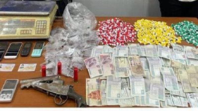 بحوزتهم هيروين وشادو وأسلحة نارية.. سقوط 4 تجار مخدرات بالقليوبية