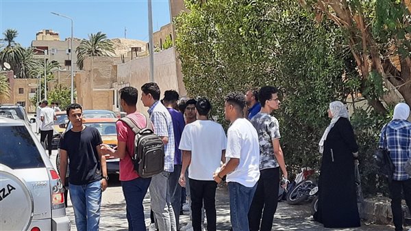 طلاب الثانوية العامة