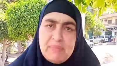 إحالة أوراق طالب الهندسة المتهم بقتل مسنة بالدقهلية للمفتي.. وأقارب الضحية: قتلها وهي صايمة | بث مباشر 