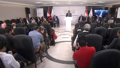 المنسق العام للحوار الوطني: نعمل على تلبية أولويات العمل الوطني بصورة جامعة | بث مباشر 