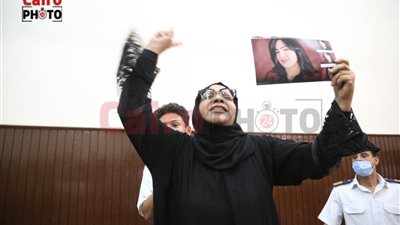كنت بتدور معايا عليها وأنت قاتلها يا خاين.. تفاصيل أول مواجهة بين المتهم بقتل شيماء جمال ووالدة الضحية