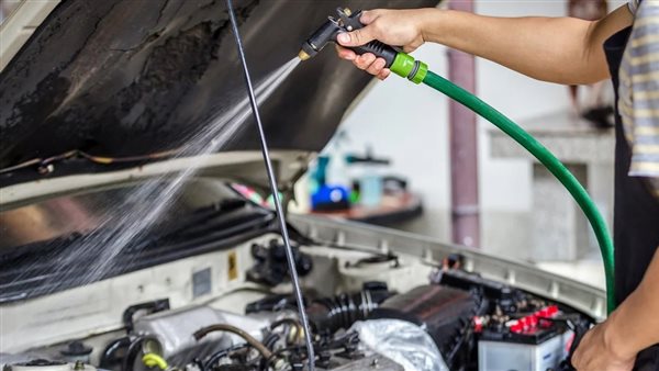 كيفية تنظيف محرك