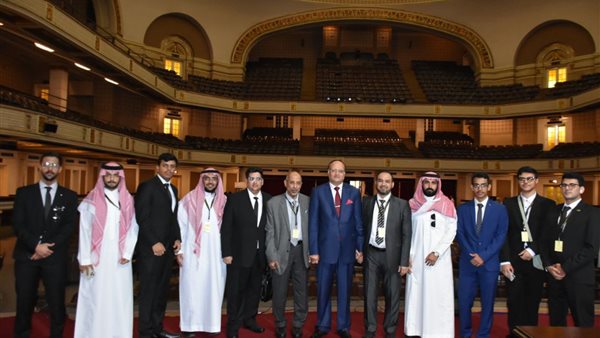 جامعة القاهرة 