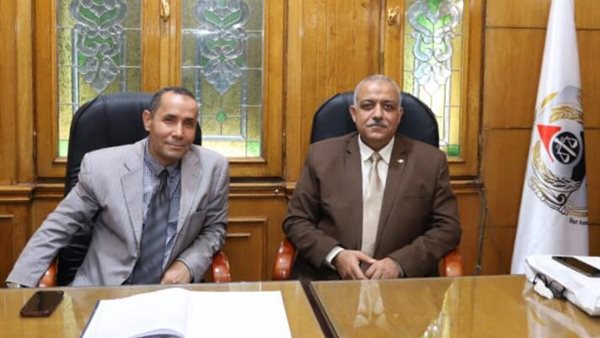 اللجنة المشكلة لتلقي