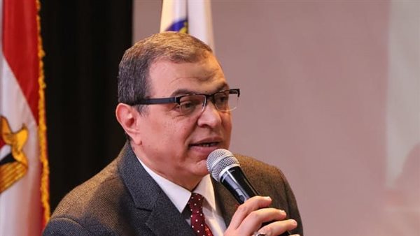 وزير القوى العاملة