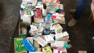 ضبط أدوية منتهية الصلاحية وتحرير 6 محاضر ذبح لحوم خارج المجازر خلال حملات تموينية بالبحيرة