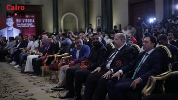 حازم إمام من مؤتمر