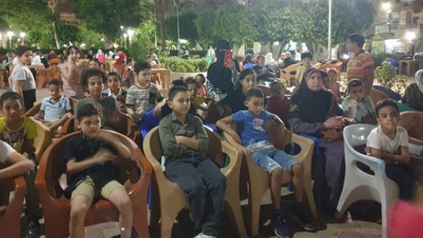 الأطفال يحضرون إحدى