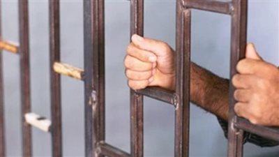 تجديد حبس عامل بتهمة قتل سائق وإصابة آخر في سوهاج