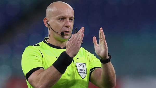 البولندي سيمون مارتشينياك