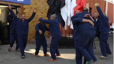 احتفالا بالعيد الـ 71 للشرطة.. العفو عن 2194 نزيلًا من السجون| بث مباشر 