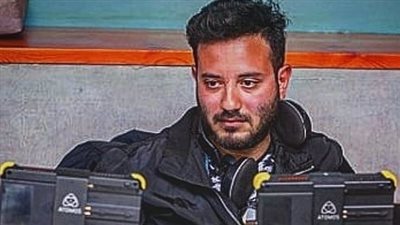 المخرج معتز حسام: لم أحسم قراري بالمشاركة في الموسم الرمضاني المقبل.. وأُحضر مسلسلًا لـ مي كساب