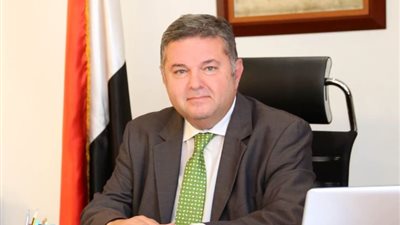 “قطاع الأعمال” تكشف تفاصيل أكبر مناقصة في تكنولوجيا المعلومات بالشرق الأوسط