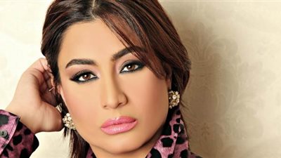 بـ”وشم على وجهها”.. بسمة وهبة تصدم الجمهور في أحدث ظهور لها (صورة)