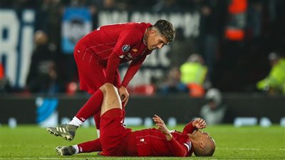 رسميًا.. غياب فابينيو عن ليفربول حتى 2020 (تفاصيل)