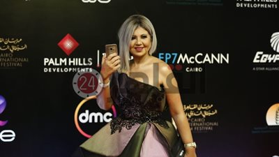 بدء توافد النجوم على حفل ختام الدورة الـ41 من مهرجان القاهرة السينمائي (صور)