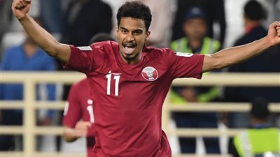 رسميًا.. أكرم عفيف يحصد لقب الأفضل في آسيا