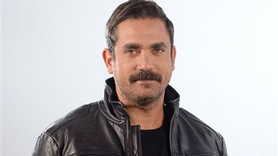 أول صورة للنجم أمير كرارة بزي الصاعقة.. كيف تحول من سليم الأنصاري لـ”المنسي”؟