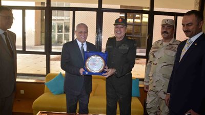 وفد أكاديمية ناصر العسكرية يزور الأقصر للتعرف على الخطط التنموية بالمحافظة