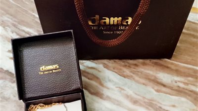 هدايا الكريسماس ذهب في المدارس الدولية.. و”رمسيس كولدج” تقود حملة تبرعات للمستشفيات (صور)