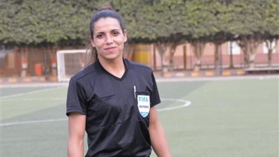 الحكم نورا سمير: “أعاني من التنمر وواحد قالي روحي غطي شعرك يا حاجة” (فيديو)