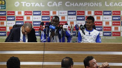 رسميًا.. الأهلي يتسبب في إقالة مدرب الهلال السوداني