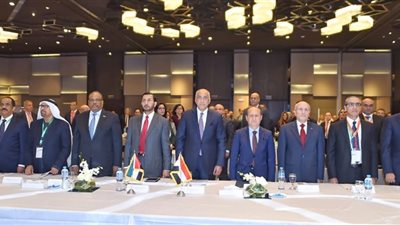 وزير الصناعة: استراتيجيتنا انتهاج السياسات الانفتاحية واقتصاد السوق وجذب الاستثمارات