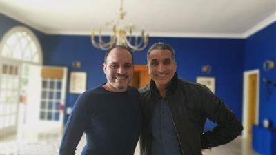 باسم يوسف يظهر في الأردن رفقة الأمير الحسين بن طلال (صورة وفيديو)